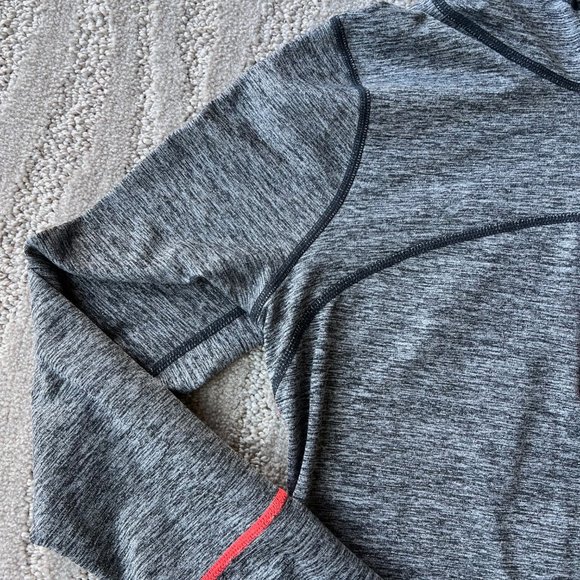 ZELLA Pullover Hoodie Top - Picture 3 of 11